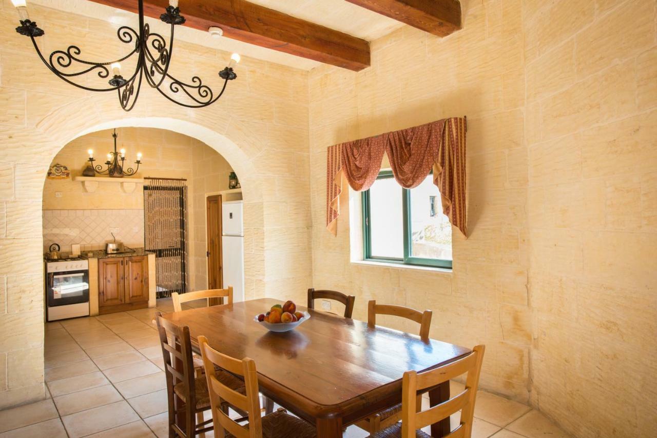 Sunset - Holiday Farmhouse With Large Private Pool In Island Of Gozo Nadur Ngoại thất bức ảnh