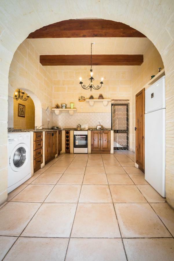 Sunset - Holiday Farmhouse With Large Private Pool In Island Of Gozo Nadur Ngoại thất bức ảnh