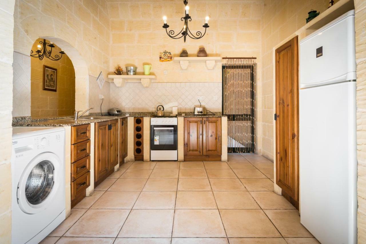 Sunset - Holiday Farmhouse With Large Private Pool In Island Of Gozo Nadur Ngoại thất bức ảnh